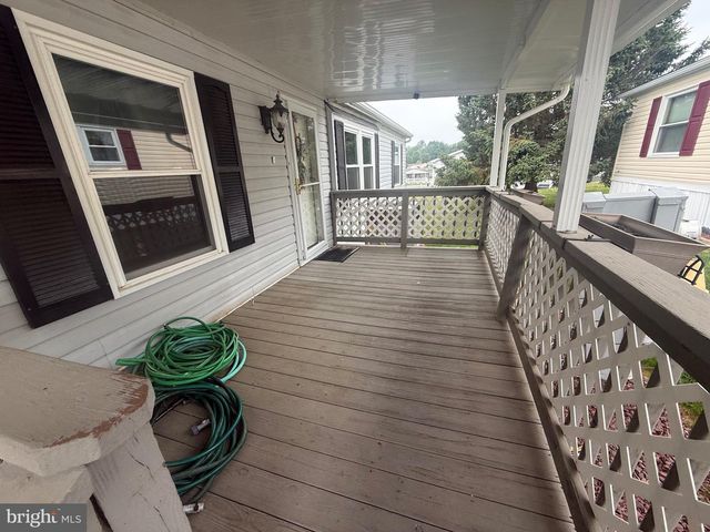 101 SILVER WIND CT S, Lancaster, PA 17603