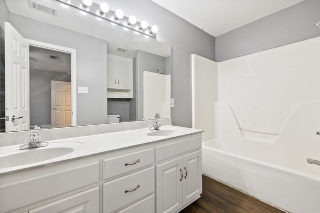 71 Cinnamon Drive, Sherwood, AR 72120