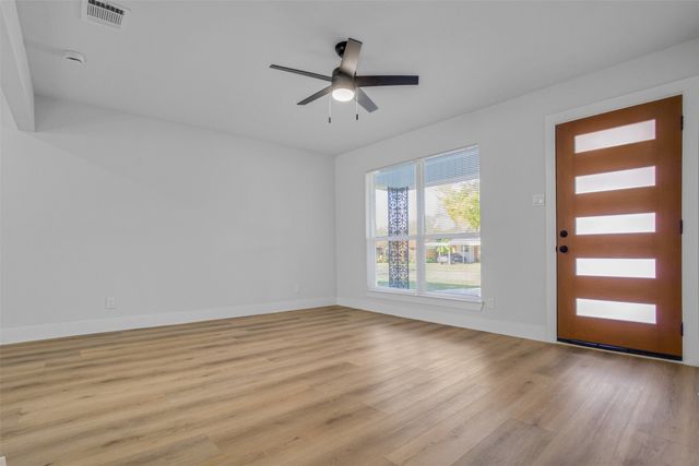 1730 Buena Vista Street, Mesquite, TX 75149