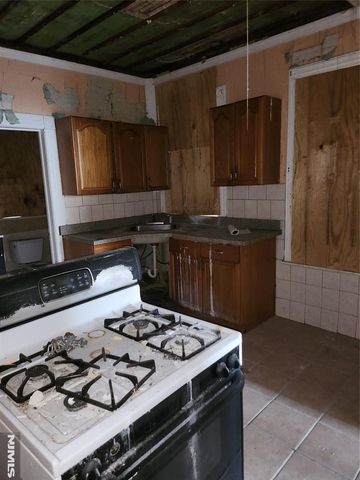 31 Highland Avenue, Passaic, NJ 07055