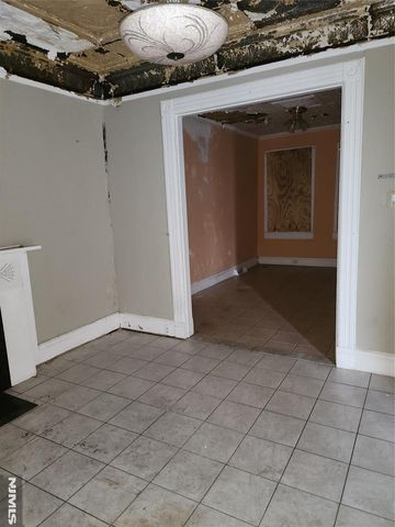 31 Highland Avenue, Passaic, NJ 07055