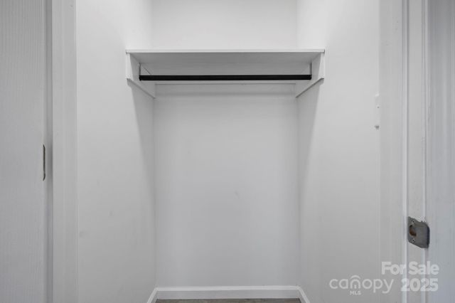 4647 16th Street NE, Hickory, NC 28601