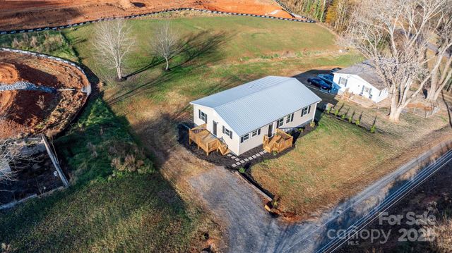 4647 16th Street NE, Hickory, NC 28601