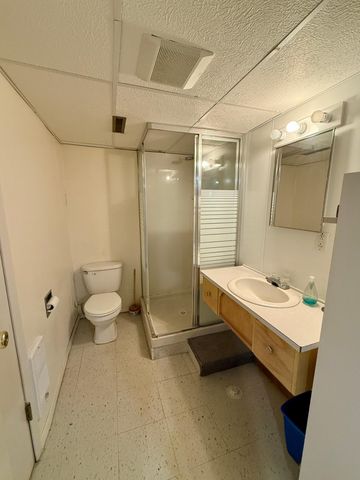 551 6th Street NE, Valley City, ND 58072