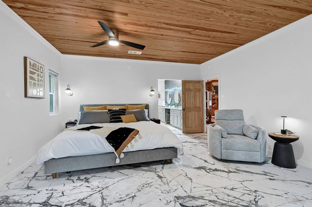 4034 Farm To Market 2645, Savoy, TX 75479