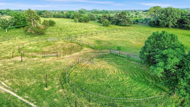 4034 Farm To Market 2645, Savoy, TX 75479