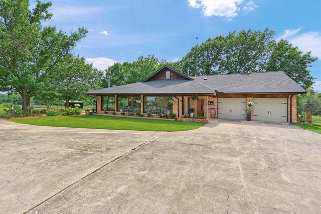 4034 Farm To Market 2645, Savoy, TX 75479