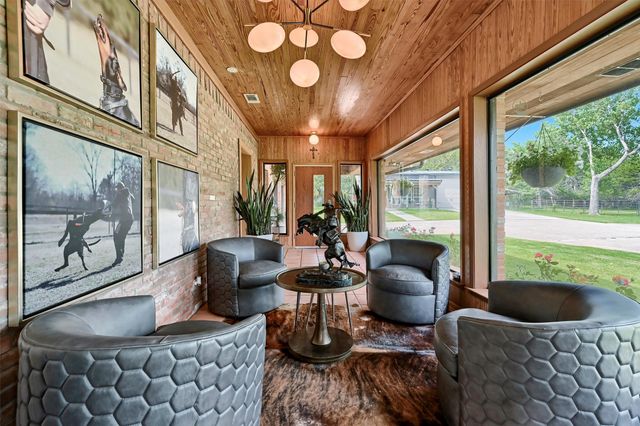 4034 Farm To Market 2645, Savoy, TX 75479