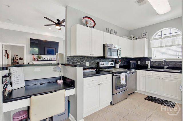 1735 Whitemarsh Way, Savannah, GA 31410