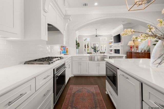 4955 Parkside Way, Gonzales, LA 70737