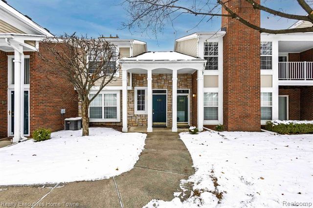 4289 Berkshire Drive, Sterling Heights, MI 48314