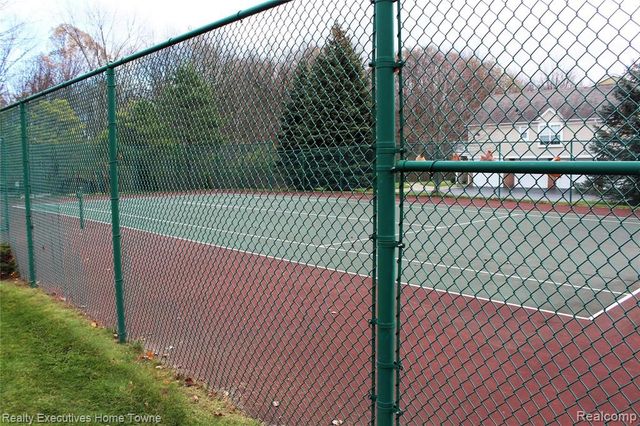 4289 Berkshire Drive, Sterling Heights, MI 48314