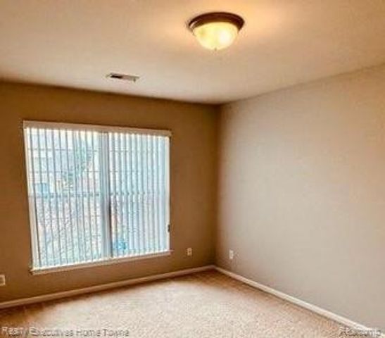 4289 Berkshire Drive, Sterling Heights, MI 48314