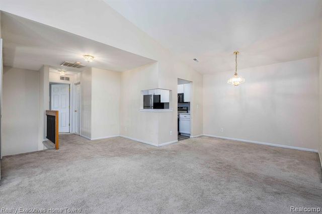 4289 Berkshire Drive, Sterling Heights, MI 48314