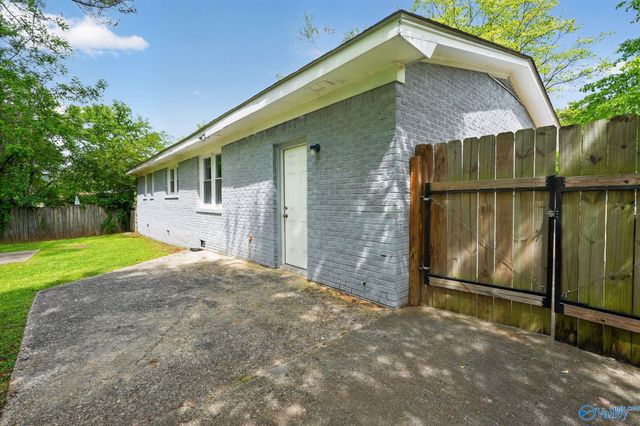 4805 Doyce Lane NW, Huntsville, AL 35810