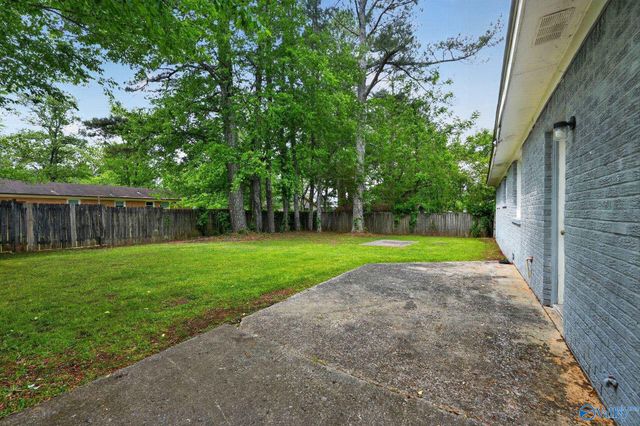 4805 Doyce Lane NW, Huntsville, AL 35810