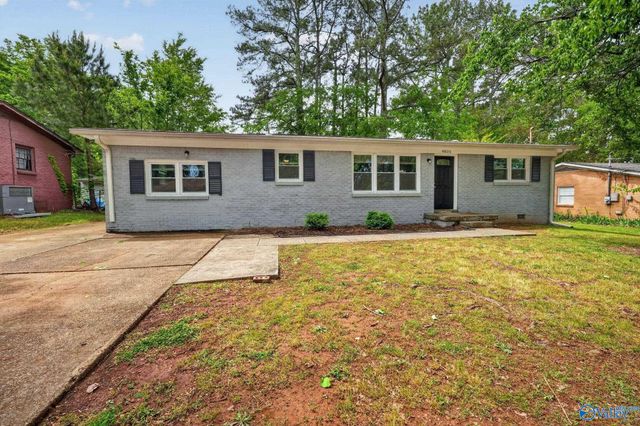4805 Doyce Lane NW, Huntsville, AL 35810