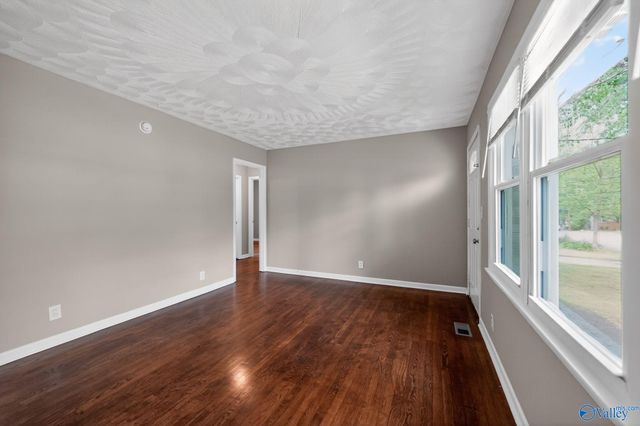 4805 Doyce Lane NW, Huntsville, AL 35810