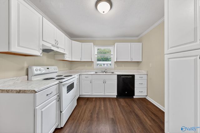 4805 Doyce Lane NW, Huntsville, AL 35810
