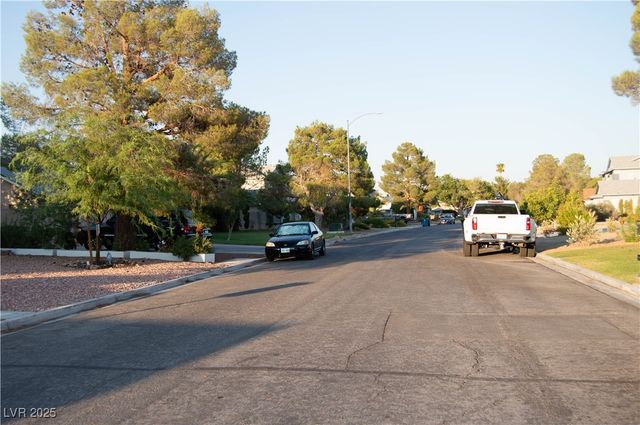 4702 Steeplechase Avenue, North Las Vegas, NV 89031