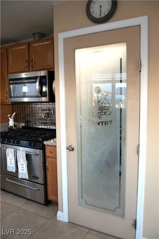 4702 Steeplechase Avenue, North Las Vegas, NV 89031