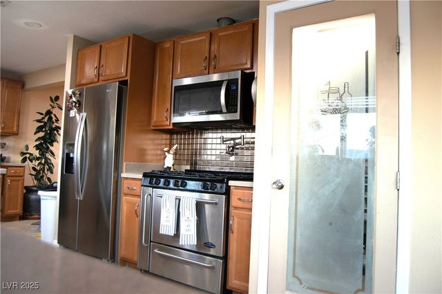 4702 Steeplechase Avenue, North Las Vegas, NV 89031