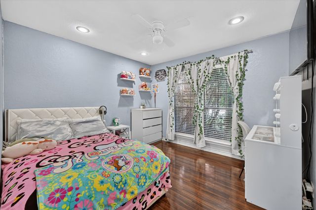 1524 High Crest Court, Irving, TX 75061