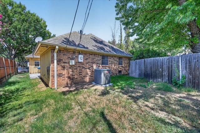 1524 High Crest Court, Irving, TX 75061