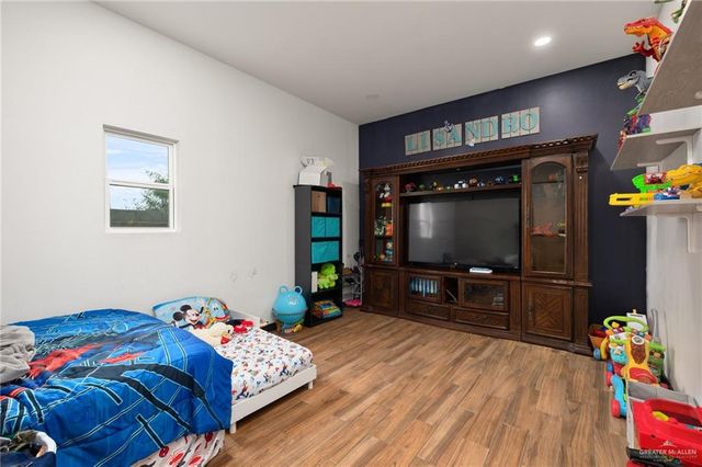 7324 W Mile 6 Road, Mission, TX 78574