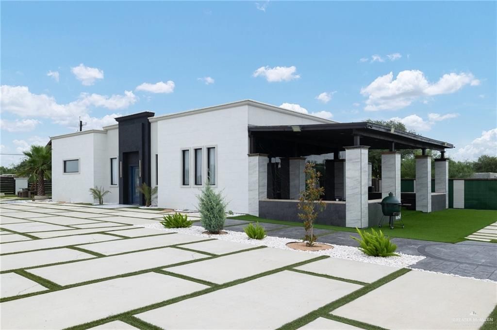 7324 W Mile 6 Road, Mission, TX 78574