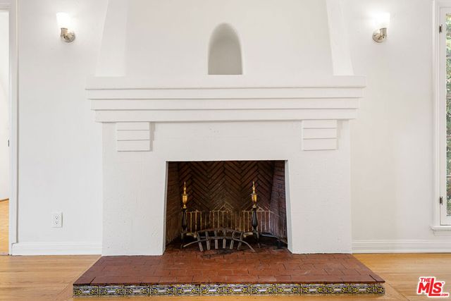 7972 Blackburn Avenue, Los Angeles, CA 90048