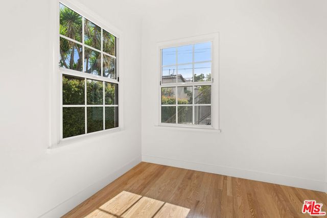 7972 Blackburn Avenue, Los Angeles, CA 90048