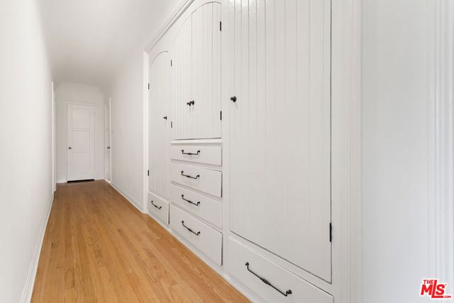 7972 Blackburn Avenue, Los Angeles, CA 90048