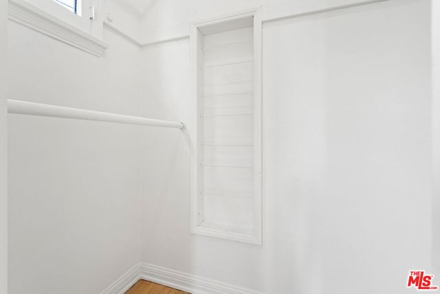 7972 Blackburn Avenue, Los Angeles, CA 90048