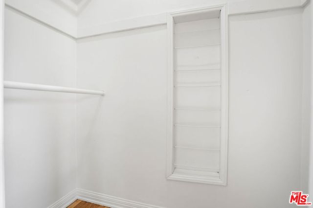 7972 Blackburn Avenue, Los Angeles, CA 90048