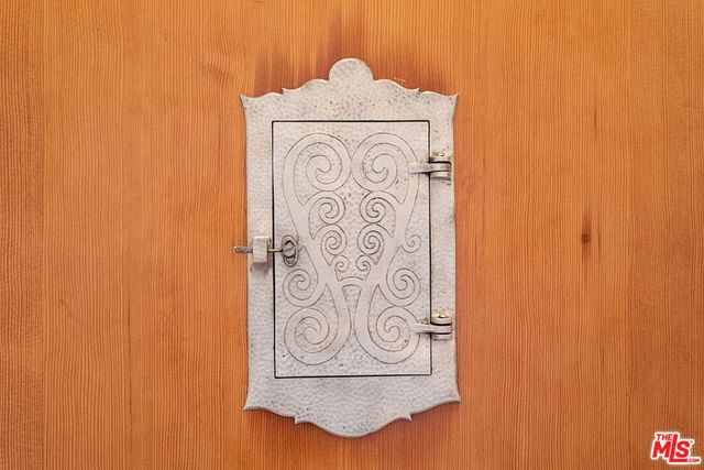 7972 Blackburn Avenue, Los Angeles, CA 90048