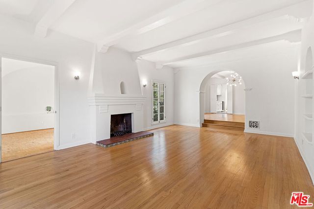 7972 Blackburn Avenue, Los Angeles, CA 90048