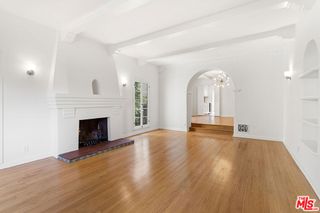 7972 Blackburn Avenue, Los Angeles, CA 90048