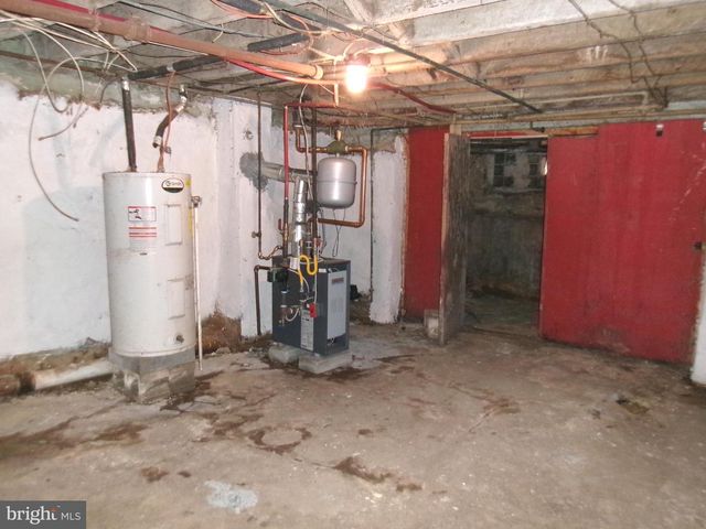 3813 N 8TH ST, Philadelphia, PA 19140