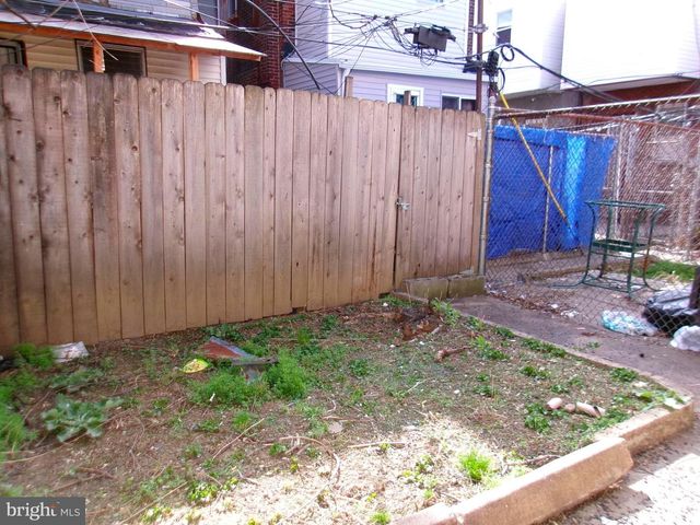 3813 N 8TH ST, Philadelphia, PA 19140