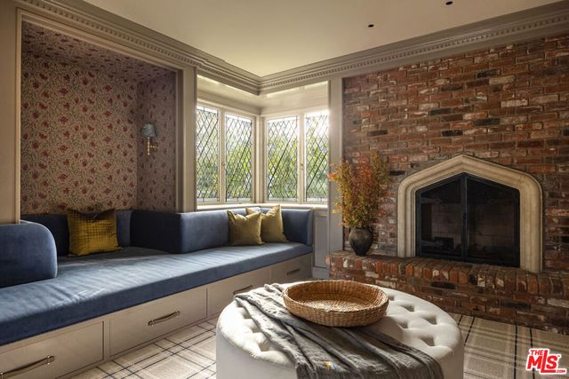 644 Amalfi Drive, Pacific Palisades, CA 90272