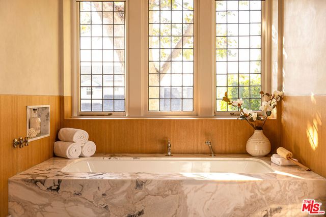 644 Amalfi Drive, Pacific Palisades, CA 90272