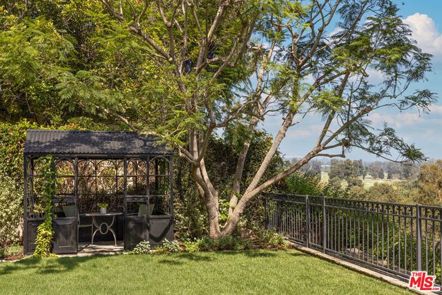 644 Amalfi Drive, Pacific Palisades, CA 90272