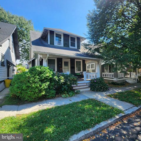 932 WAYNE AVE, York, PA 17403