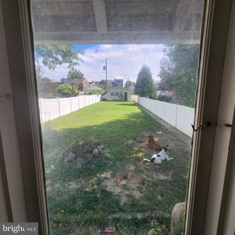 932 WAYNE AVE, York, PA 17403