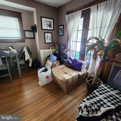 932 WAYNE AVE, York, PA 17403