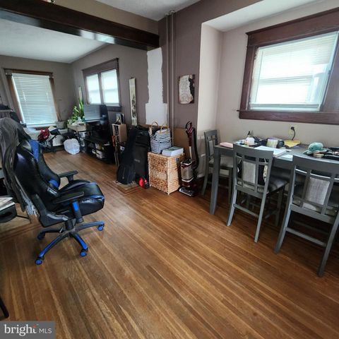 932 WAYNE AVE, York, PA 17403