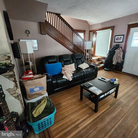 932 WAYNE AVE, York, PA 17403