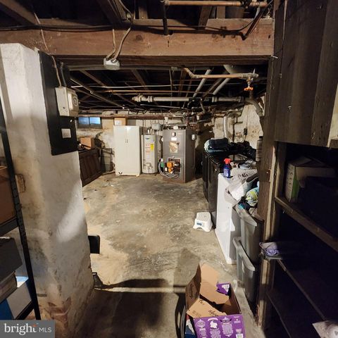 932 WAYNE AVE, York, PA 17403