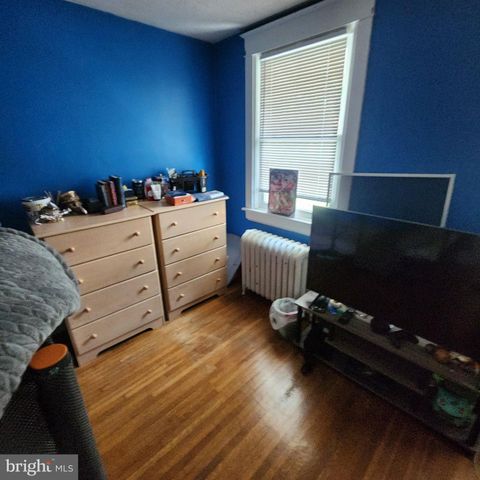 932 WAYNE AVE, York, PA 17403